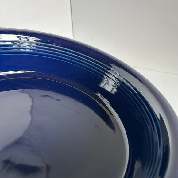 Fiesta Ware 2 Qt Large Serving Bowl Dark Blue Homer Laughlin Pottery No Chips - Picture 5 of 5